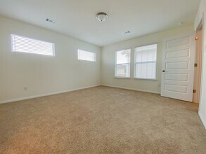 12010 Corsicana Trl in Manor, TX - Building Photo - Building Photo