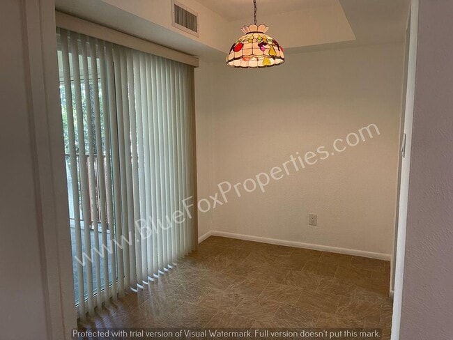 1600 N Wilmot Rd in Tucson, AZ - Foto de edificio - Building Photo