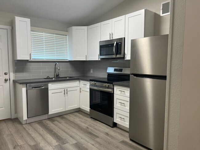 4401 N 18th Ave in Phoenix, AZ - Building Photo - Building Photo