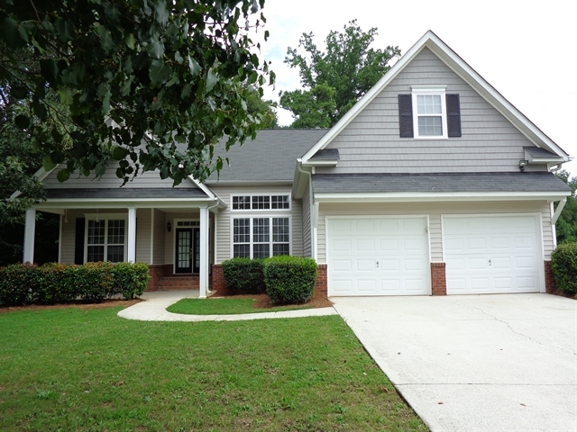 5701 Rutland Cir in Powder Springs, GA - Building Photo