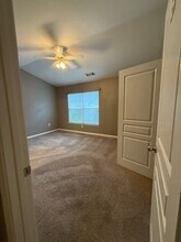 3921 Cherokee Woods Way in Knoxville, TN - Building Photo - Building Photo