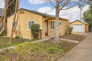 1174 Palm Ave in Chico, CA - Building Photo