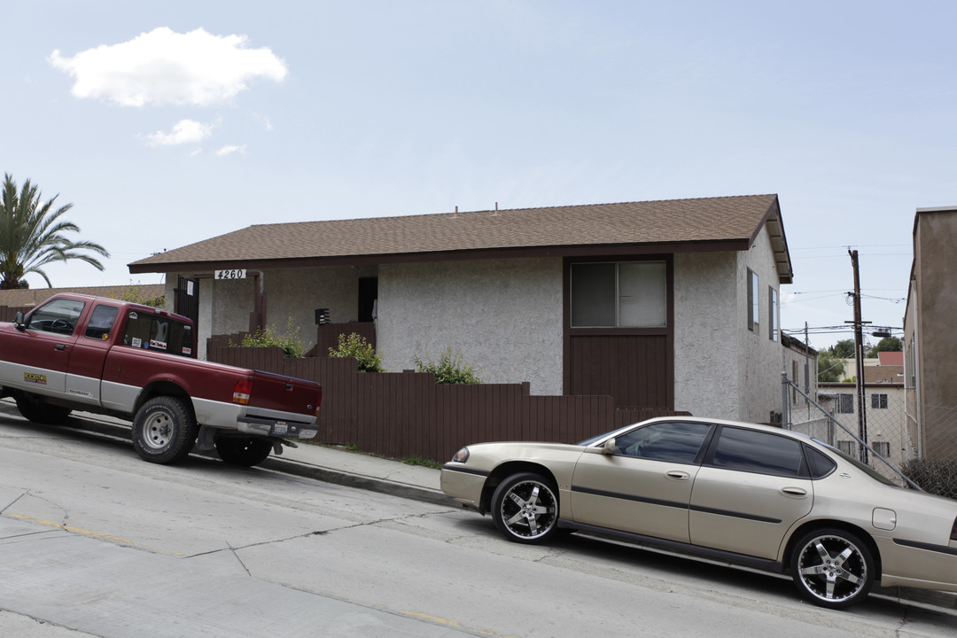 4260 52nd St in San Diego, CA - Building Photo