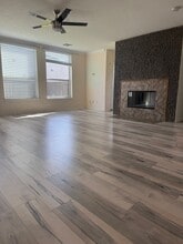 2430 Glenholly Park Dr in Sugar Land, TX - Building Photo - Building Photo