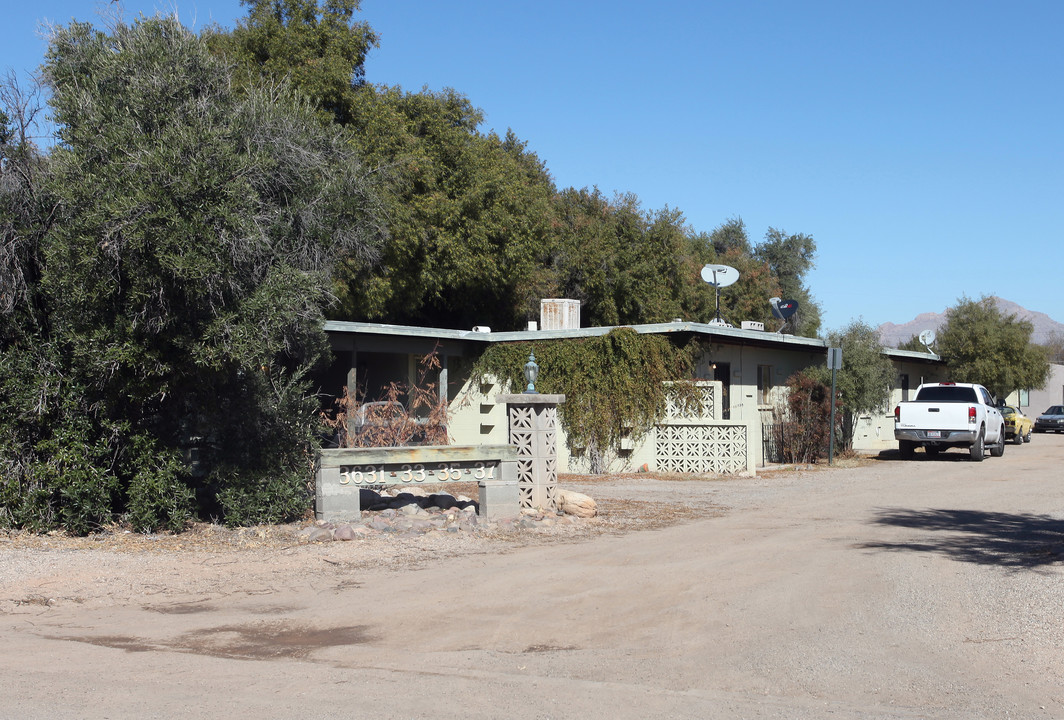 3631-3647 E Bermuda St in Tucson, AZ - Building Photo