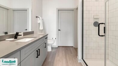 1148 N Main St, Unit 143 in Jacksonville, FL - Foto de edificio - Building Photo