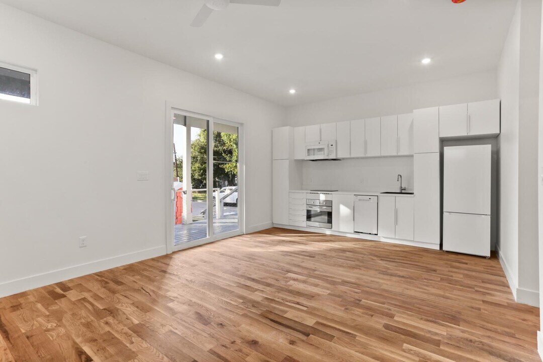 503 Hendee St in New Orleans, LA - Building Photo
