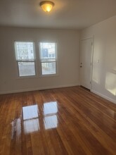 259 Mechanic St-Unit -1 in Southbridge, MA - Building Photo - Building Photo