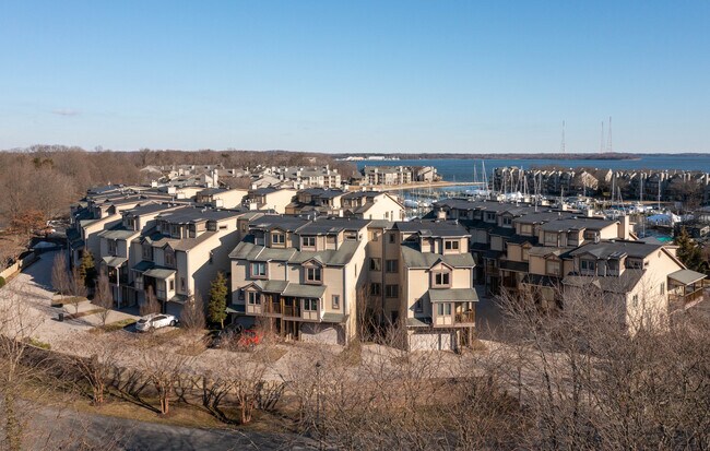 Chesapeake Harbour