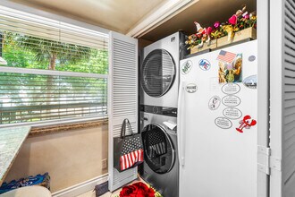 374 Golfview Rd in North Palm Beach, FL - Foto de edificio - Building Photo