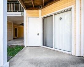 414 Ridge Creek Dr in Clarkston, GA - Building Photo - Building Photo