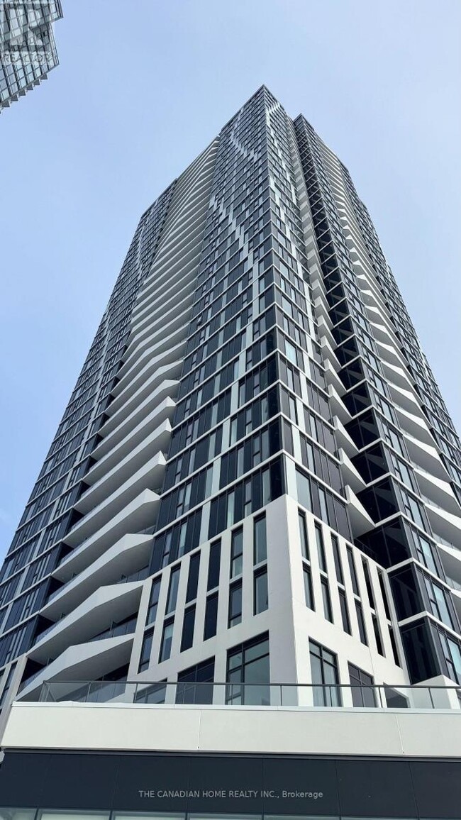 property at 25 Wellington St S