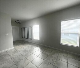 1517 Majestic Ln in Winter Haven, FL - Building Photo - Building Photo