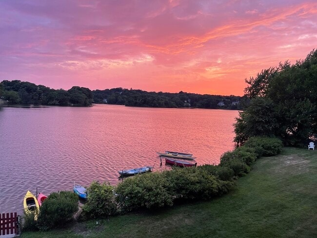 property at 34 Hamilton Rd