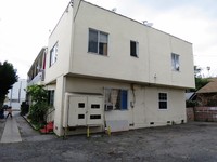 1306 Gordon St in Los Angeles, CA - Foto de edificio - Building Photo