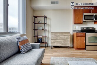 425 L St NW, Unit FL13-ID52 in Washington, DC - Building Photo - Building Photo