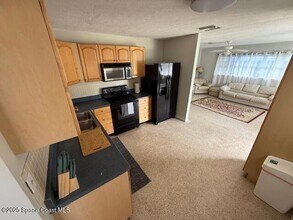 332 Tyler Ave in Cape Canaveral, FL - Building Photo - Building Photo