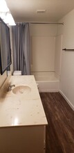 2311 Planz Rd in Bakersfield, CA - Building Photo - Building Photo