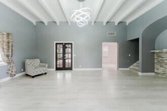 700 E Palmetto Park Rd in Boca Raton, FL - Building Photo - Building Photo