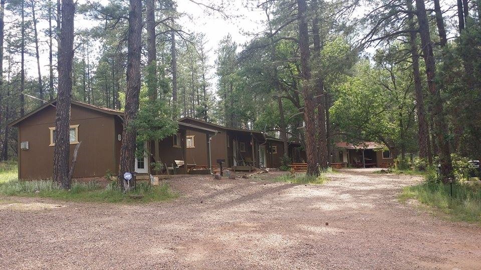 Mountain Meadows Cabins in Payson, AZ - Building Photo