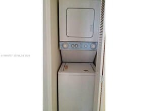 2418 Liberty St in Hollywood, FL - Building Photo - Building Photo