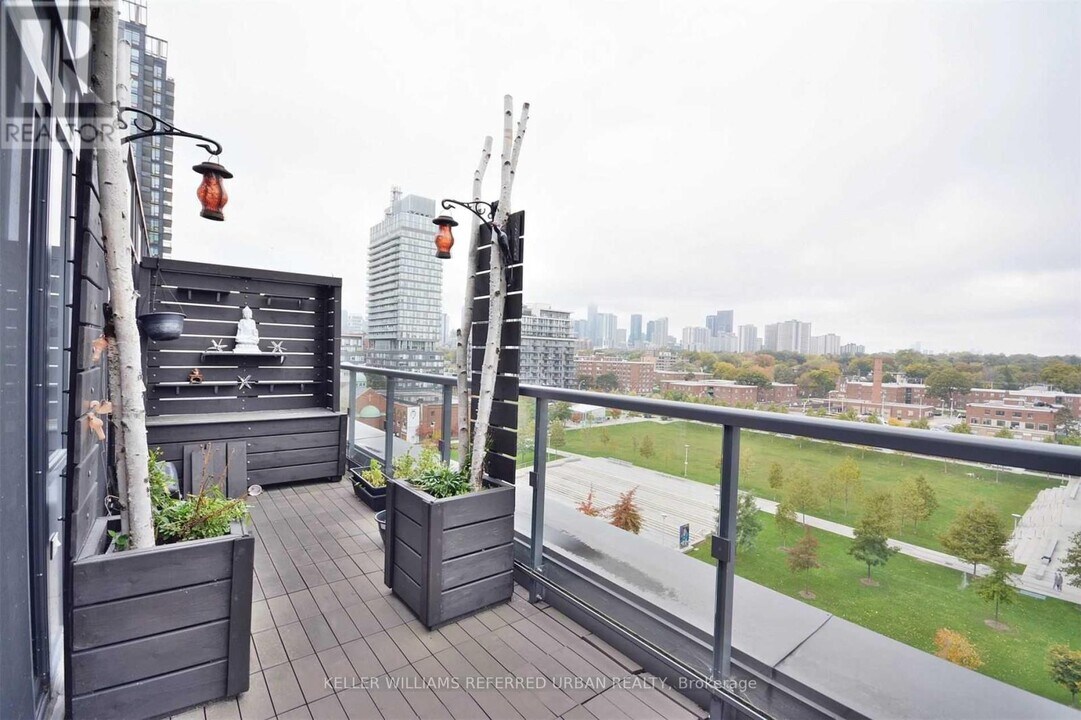 170 Sumach St in Toronto, ON - Building Photo