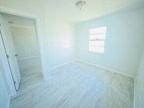 2548 Seneca Ave in Fort Pierce, FL - Building Photo - Building Photo