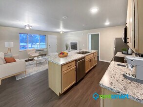 3484 MT-200 in Missoula, MT - Building Photo - Building Photo