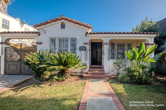 1750 S Highland Ave in Los Angeles, CA - Building Photo - Building Photo