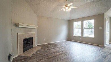 1036 Hampton Dr in Forney, TX - Building Photo - Building Photo