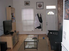 105 N Potomac St in Baltimore, MD - Building Photo - Building Photo