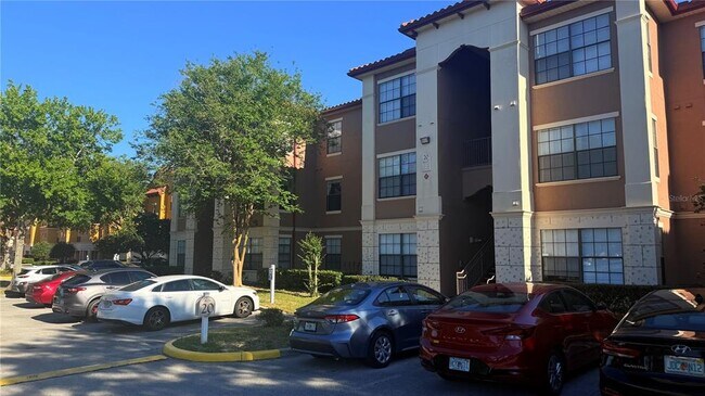 6137 Metrowest Blvd in Orlando, FL - Building Photo - Building Photo