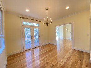 61 Cedar St, Unit 3 in Cambridge, MA - Building Photo - Building Photo