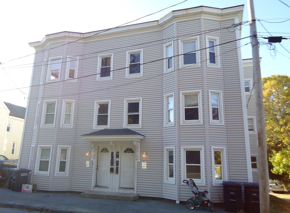 7 Hazel St in Biddeford, ME - Building Photo