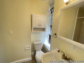 24 Joy St in Boston, MA - Building Photo - Building Photo