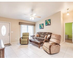 3300 Loveland Blvd in Port Charlotte, FL - Building Photo - Building Photo