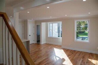 292 Delavan Ave in Greenwich, CT - Building Photo - Building Photo