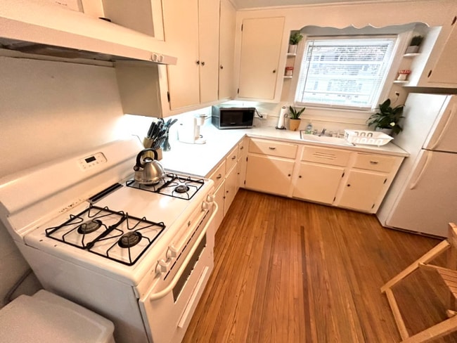 718 N Cayuga St in Ithaca, NY - Building Photo - Building Photo