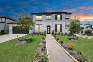 10235 Forest Lake Dr in Sienna, TX - Building Photo