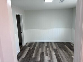 1908 Rhodes St in Madison, IL - Building Photo - Building Photo