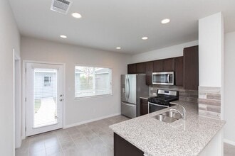 18016 Lungo St in Pflugerville, TX - Building Photo - Building Photo