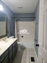 1351 Oak Borough Dr in Ballwin, MO - Building Photo - Building Photo