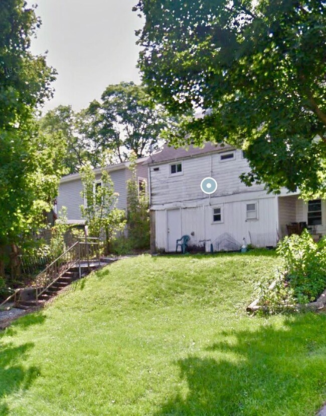 301-303 E Pike St in Bellefonte, PA - Building Photo - Building Photo