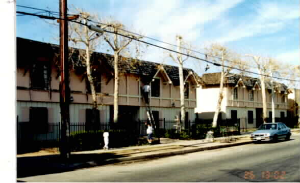 8957 Langdon Ave in North Hills, CA - Building Photo - Building Photo