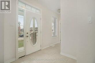 157 Cranesbill Rd in Ottawa, ON - Building Photo - Building Photo