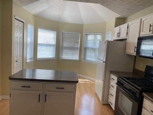 933 Washington Cove Way in Indianapolis, IN - Building Photo - Building Photo