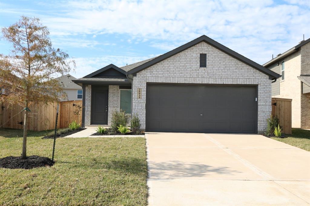 28935 Texas Sparrow Ln in Hockley, TX - Building Photo