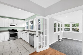 15 Knoll St in Boston, MA - Building Photo - Building Photo