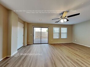 11166 W McKinley St in Avondale, AZ - Foto de edificio - Building Photo