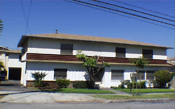 15 Los Higos St in Alhambra, CA - Building Photo - Building Photo